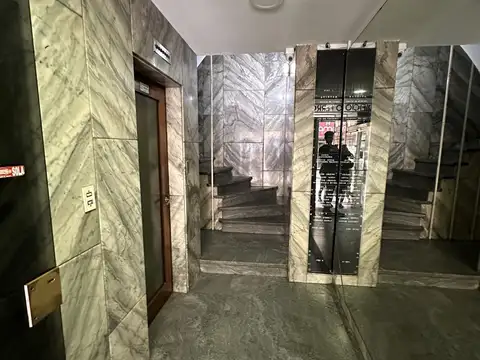 Oficina en Venta 60 años