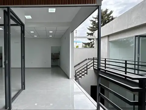 LOCAL A ESTRENAR EN CIUDAD DE LUJÁN DE CUYO PA N°9