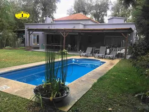 Venta Casa Fatima Los Potrillos Pileta 3 dormitorios