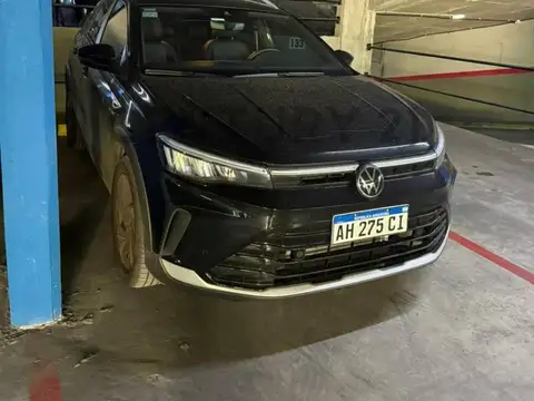 Av. Avellaneda 300, Piso 1