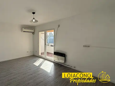 Avenida Castañares 4800