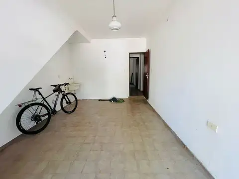 Diagonal 75 e/ 59 y 21 N° 600