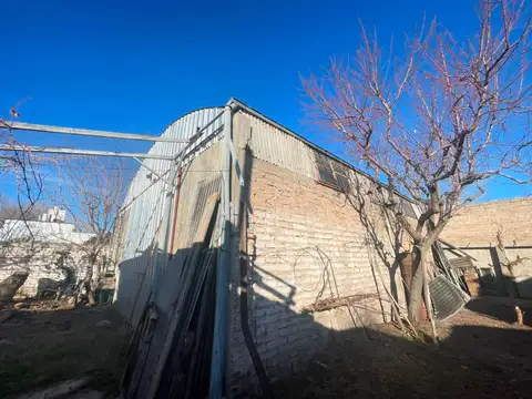 Casa 4 ambientes con 1 baño