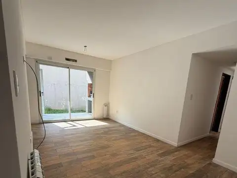 Vicente Oliden 1100, Piso PB