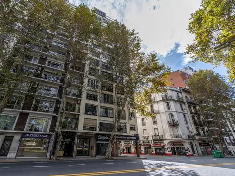 Av. Pueyrredon  al 2000