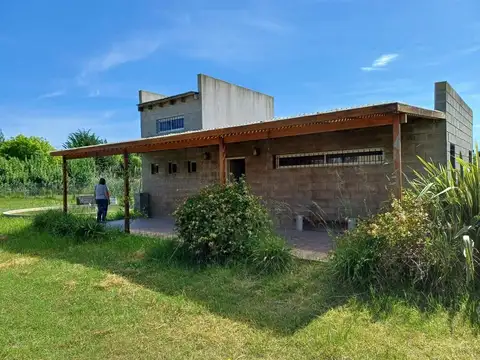 CASA EN VENTA EL RODEO