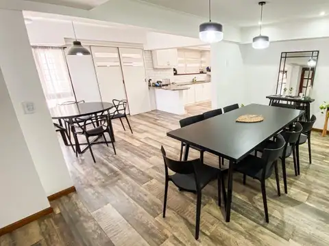 Casa en venta 3 dormitorios con pileta en Funes