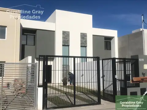Dúplex de 2 dormitorios en venta en Ayres del Valle, Cipolletti