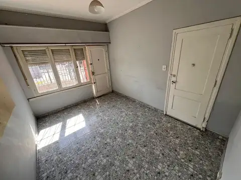 Casa en Venta en Luis Guillon, USD 77.000