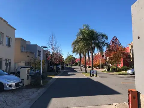 Terreno en Venta en La Claridad, USD 239.000