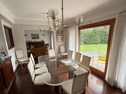 Casa en Venta en Tristán Suárez, USD 370.000