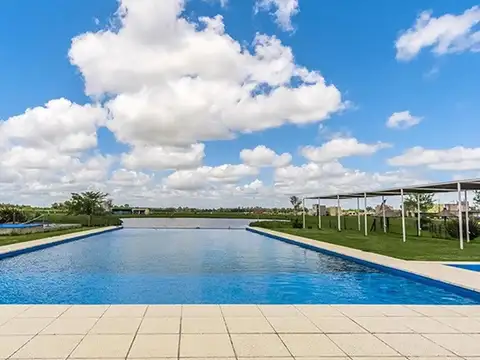 Terreno en Venta en Laguna Azul, USD 23.500