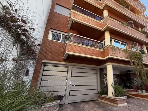 VENTA DEPARTAMENTO 4 AMBIENTES DEVOTO GRAN PATIO