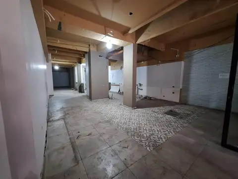 Local en Alquiler 60 años