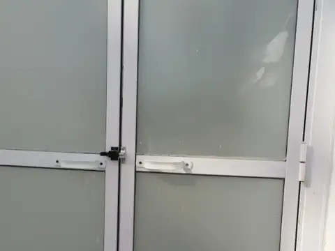 Depto Tipo Casa en Alquiler de 4 ambientes