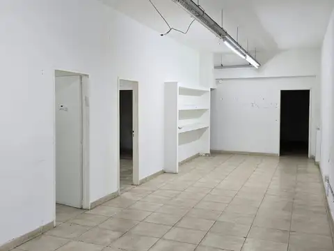 Local en Alquiler 40 años