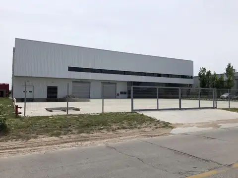 Depósito 6400m2 en Polo Industrial Ezeiza