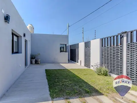 Casa en Venta en Estacion Moreno, USD 85.000