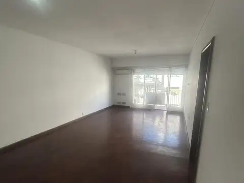 Departamento 5 ambientes con 1 baño