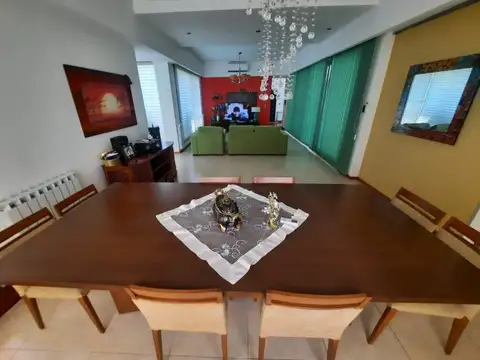 3 Dormitorios -  Barrio Miraflores