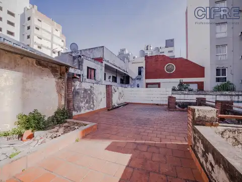 PH A REFACCIONAR 2 ambientes con patio y terraza en Villa Pueyrredon