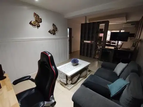 CASA-VENTA-2 DORMITORIOS-MERLO-COCHERA-QUINCHO