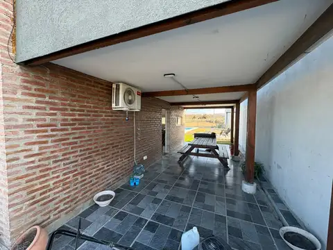Casa en Venta con 1 cochera