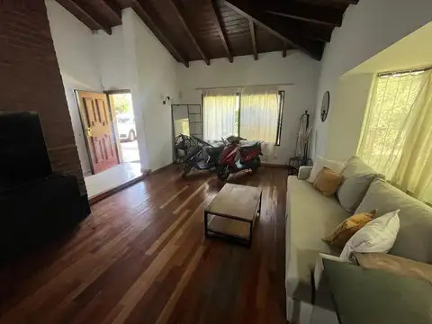 Casa - Venta - Argentina, Bella Vista - Maestra Clorinda Munzon 140