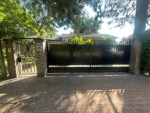 Casa Monoambiente con 4 baños