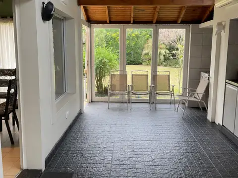 ALQUILER CASA 4 DORM C/COCHERA Y PISCINA LA DESEADA EZEIZA