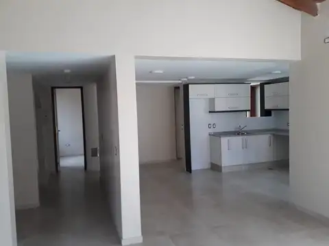 Casa en Alquiler de 3 dormitorios