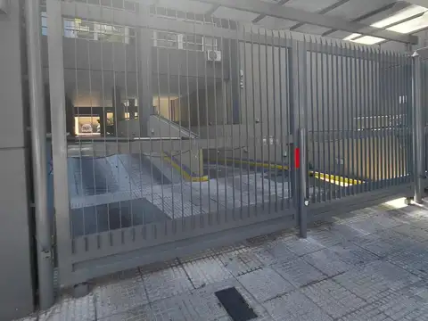 Cochera en Venta sobre Av. San Martín - Vicente López