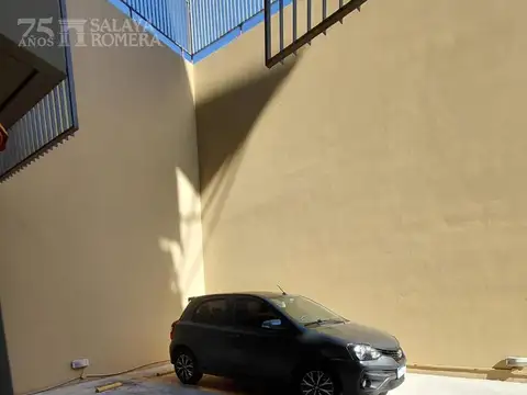 Cochera en Venta sobre Av. San Martín - Vicente López