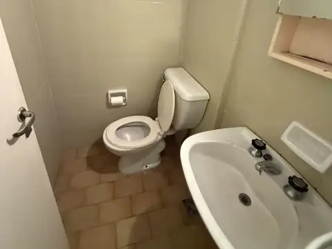 Oficina en Venta en Zárate, USD 38.000