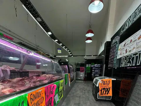 Venta Local Comercial con Renta en Balvanera Salida de Subte