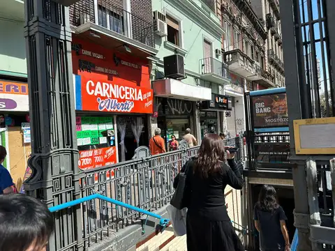 Av. Rivadavia al 2400