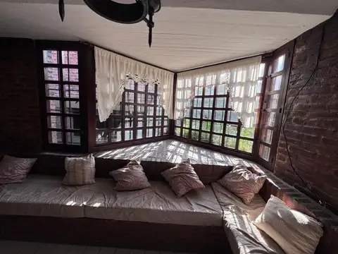 Casa en Venta en Castelar, USD 220.000