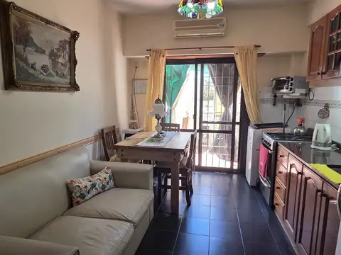 Venta– Departamento 2 AMBIENTES - Planta Baja con Patio - Bajísimas Expensas   Apto Credito  