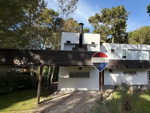 VENTA CASA MAS DOS DUPLEX EN MAR AZUL