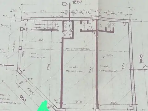 Local Comercial sobre Avenida