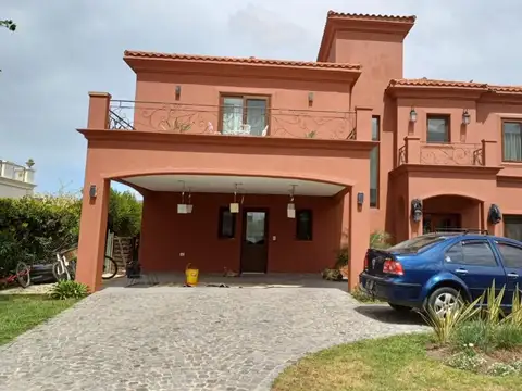 CASA VENTA EN NUEVO QUILMES (NP)