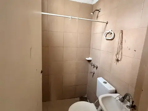 Departamento en Alquiler en Villa Coronel Zapiola, $ 350.000