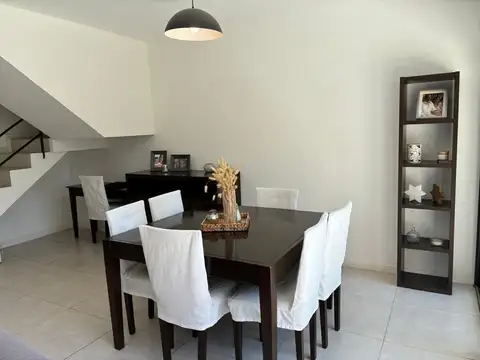 Departamento 4 ambientes con 2 baños