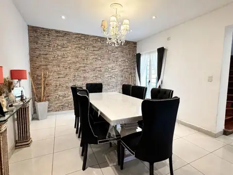 Venta de Casa 4 Ambientes en Villa Santa Rita