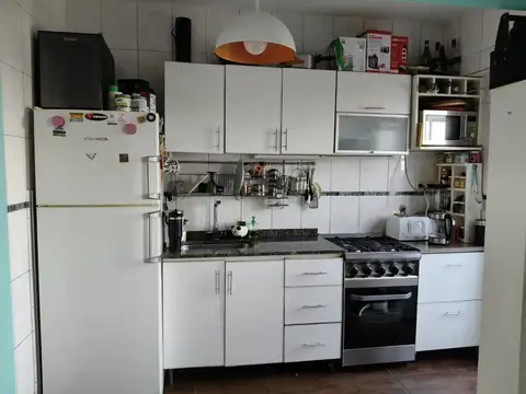 Departamento 4 ambientes con 1 baño