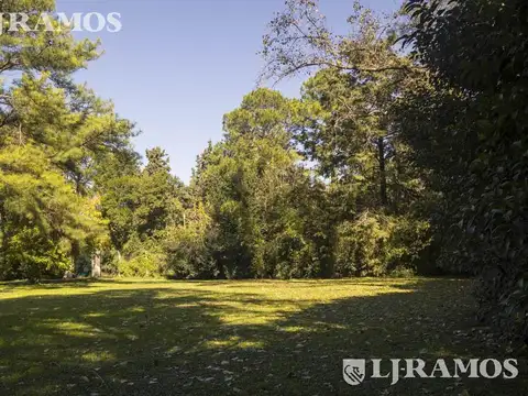 Venta Casa Quinta - 3 habitaciones y pileta - APTA CREDITO - en Villa Astolfi, Pilar