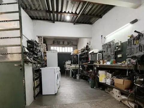 Depto Tipo Casa 2 ambientes con 1 baño