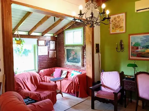 Casa en Venta con 1 cochera