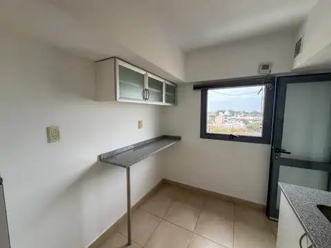 Departamento en Alquiler en Alberdi, $ 850.000