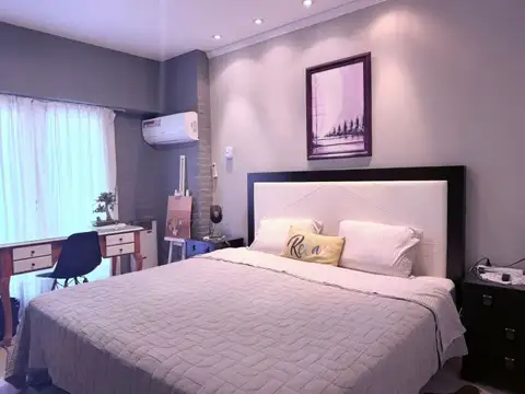 Casa en Alquiler con 1 cochera
